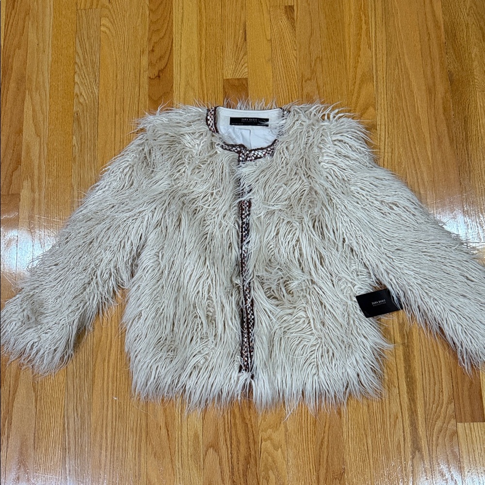 Zara Cream Faux Fur Teddy Jacket with Brown Contrast Trim Slim fit